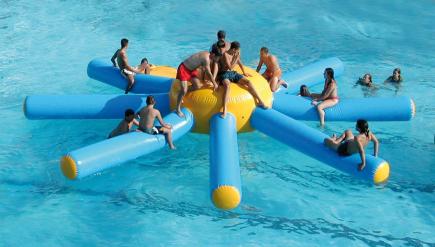 Opblaasbare octopus, 8 armen, 600x600x120 cm