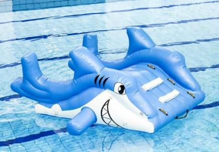 Kleine glijbaan haai, 300x300x120 cm